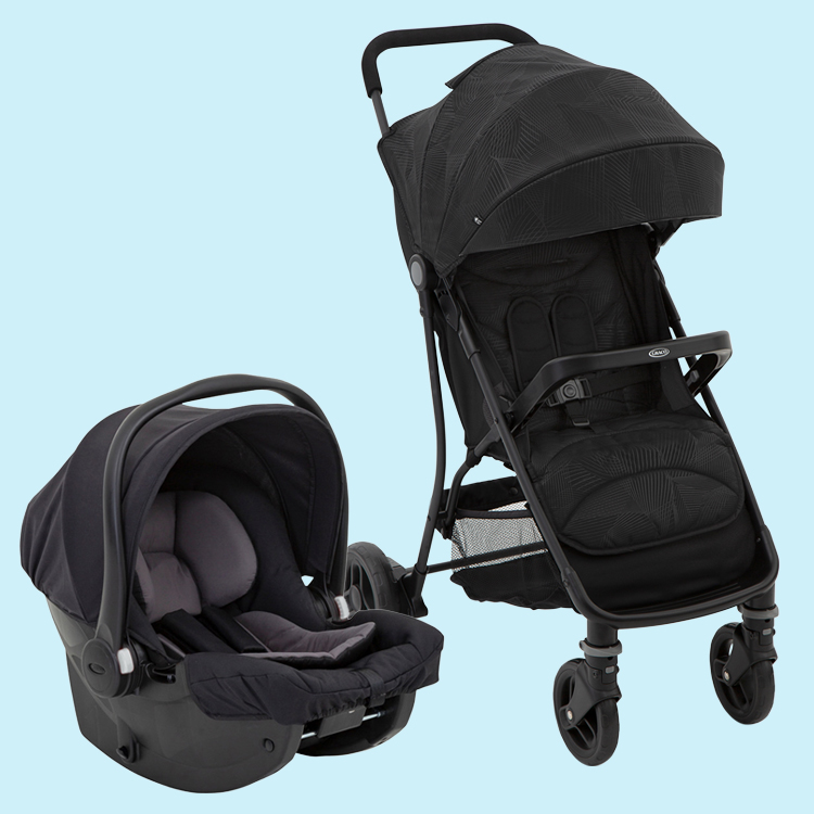 Graco Breaze Lite 2 Pushchair and SnugEssentials i-Size infant car seat