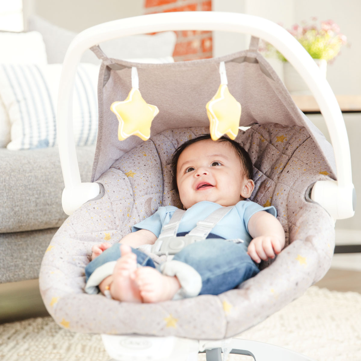 Graco Graco Move With Me Swing with Canopy Stargazer 